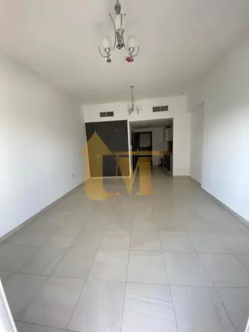 Spacious Studio Unit With Great Location