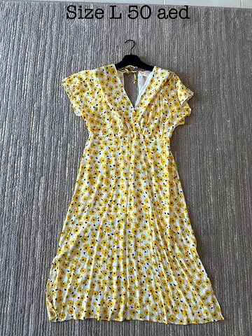 Dress yellow size L