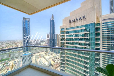 Vacant | High Floor | Community View