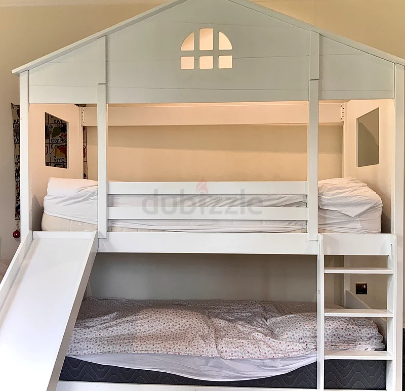 Children’s slide and stairs bunk bed
