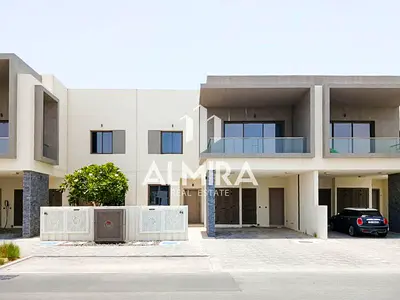 Huge Garden | Single Row | Highly Maintained