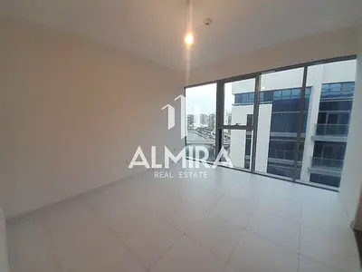 Open Kitchen | Sea Canal View | Move In Ready