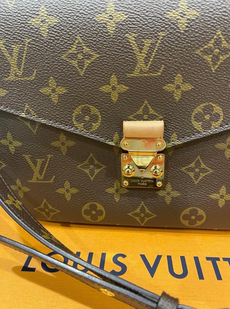 Authentic Louis Vuitton crossbody bag | dubizzle