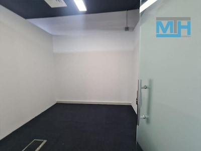 Partitioned Office | Semi-fitted | No Window