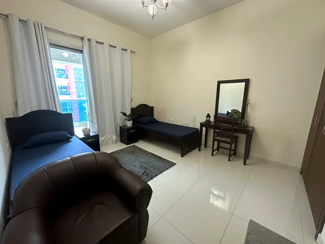 Apartment Bed space for executive Bachelors Dubai