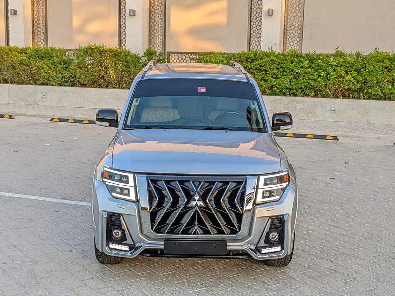 MITSUBISHI PAJERO 2013 FACELIFTED 2020 G.C.C V6 3.5L IN EXCELLENT CONDITION63152749706113111
