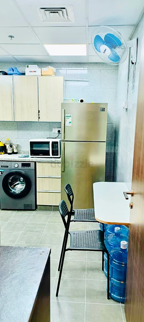 Apartment Executive Bedspace available in Karama very close to Metro