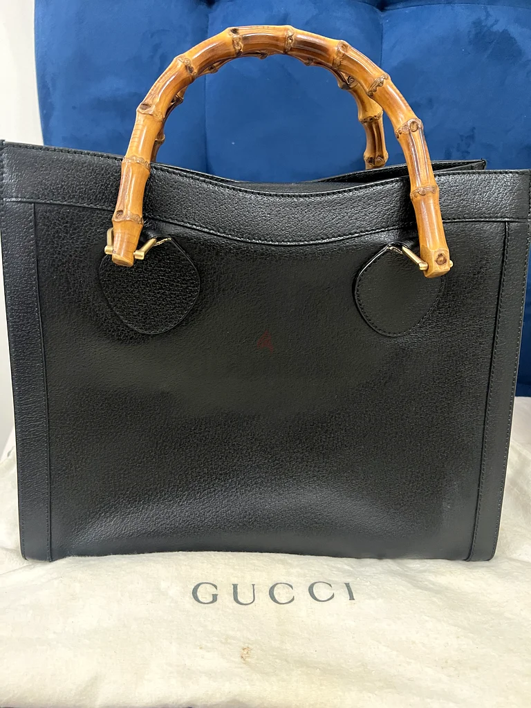 Gucci bamboo handle bag63239619529857112