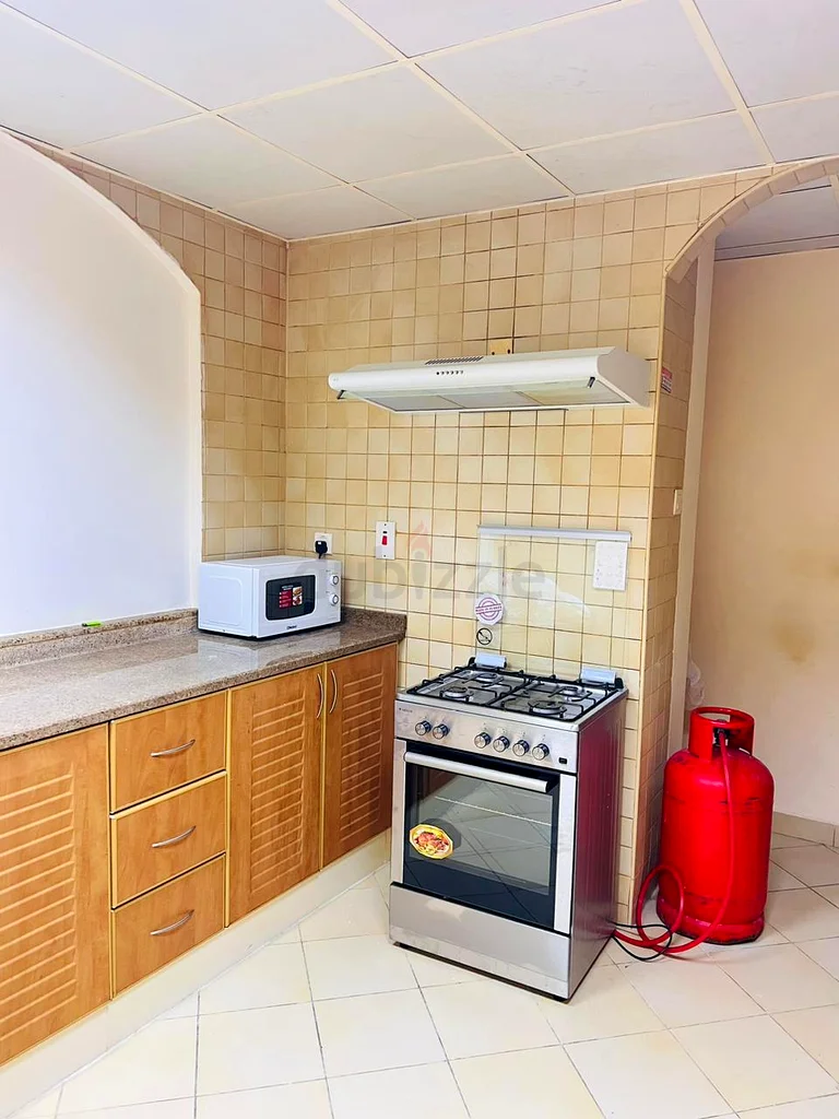 Apartment Partition Available Al barsha 1 Dubai