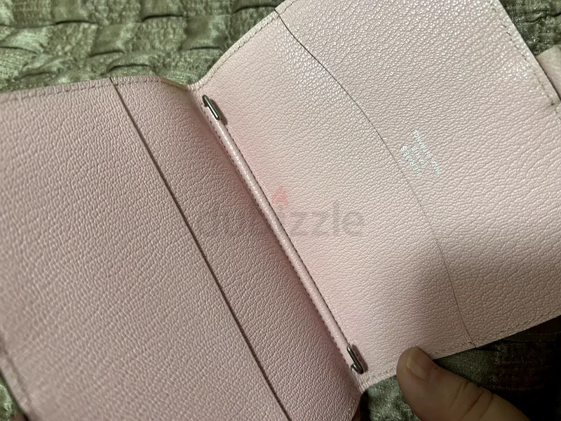 دفتر ملاحظات أصلي من Hermes ذو غلافين مع قلم هيرميس62935675185155111