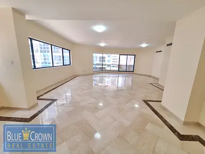 4bhk+maid// No Commission// With Balcony//ready For Viewing