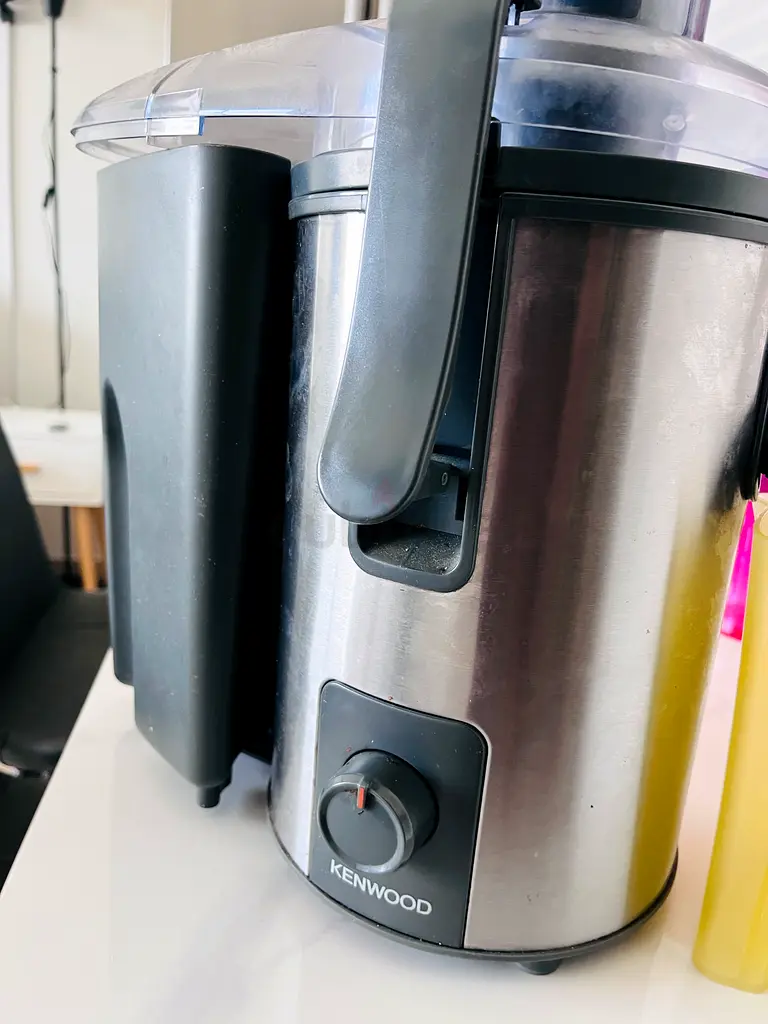 Kenwood Juicer 700W Stainless Steel Juice Extractor