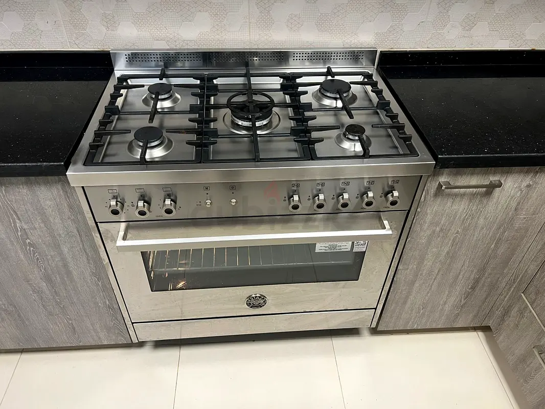 Bertazoni 90x60 full gas cooking range size 90cm Freestanding cooking