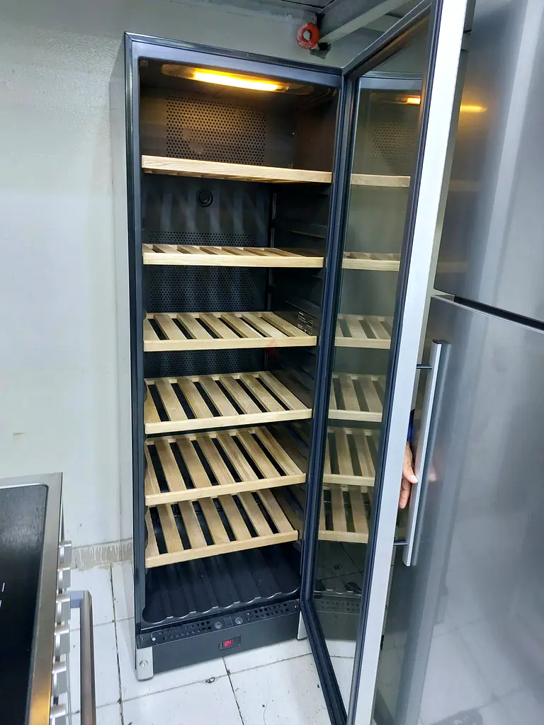 Vestfrost dual zone temperature Wine Fridge 197 Bottle