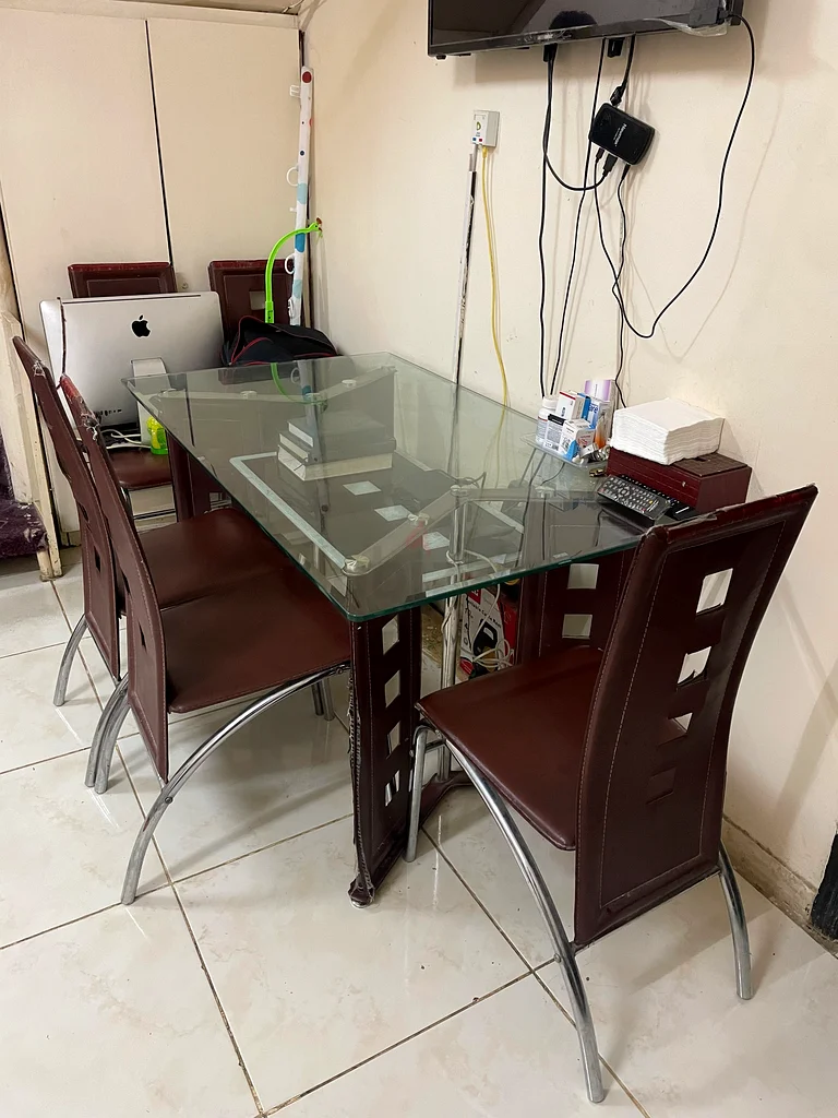 Dining table set