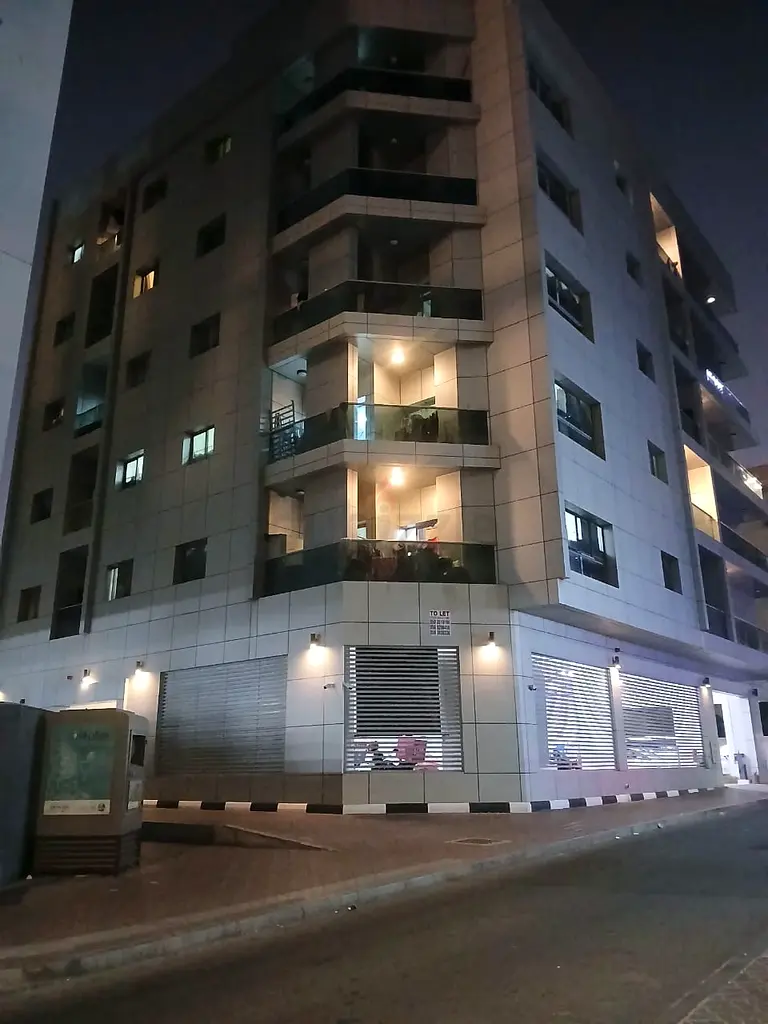 Apartment Bedspace Available In Bar Dubai Near Sharaf DG Metro Station