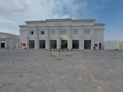 Commercial Full Building | Good Opportunity