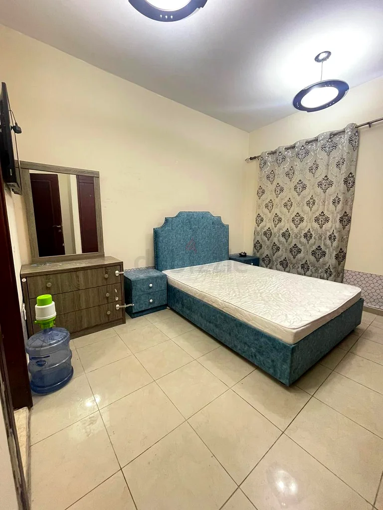 Apartment Master Bedroom Available in Alnahda Sharjah Sharjah