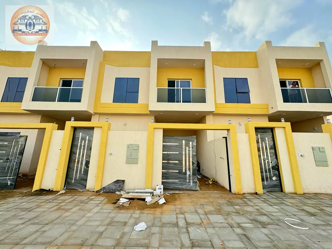 Villa Townhouse for sale without down payment No service fees Super