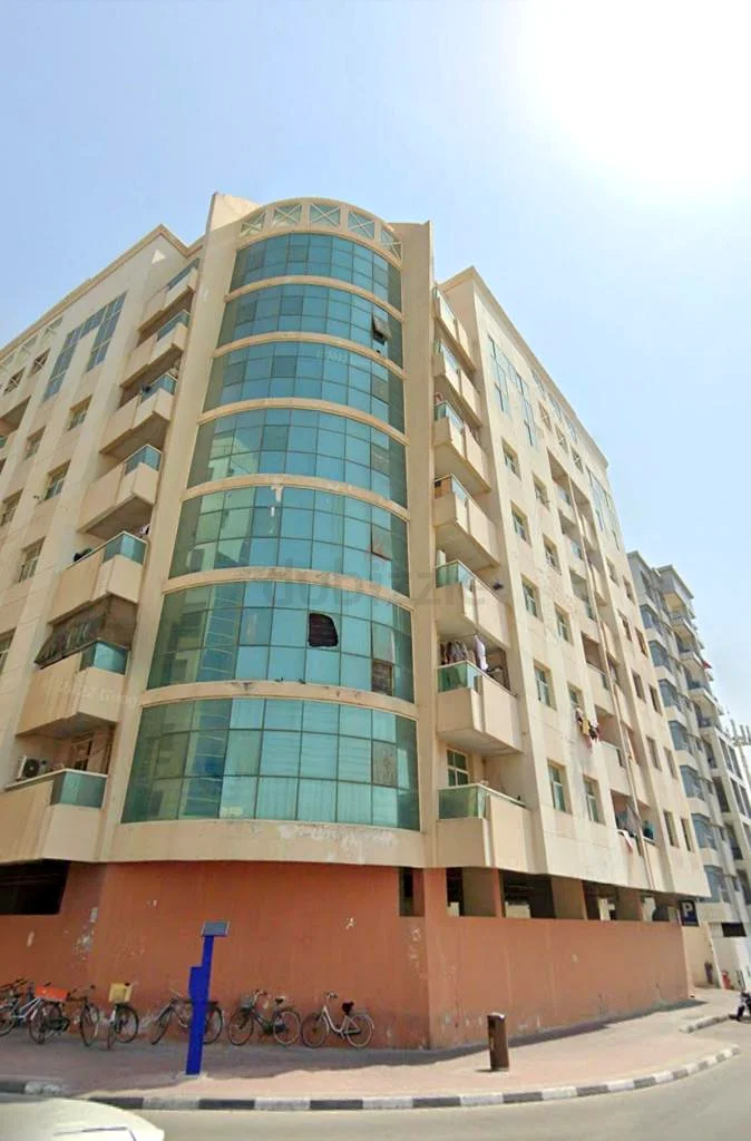 Apartment MALE BEDSPACE AT AL RAFFA NEAR TO BAKER MOHEBI AT ROLLA STREET, SHARAF DG ETC