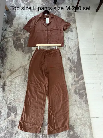 Stradivarius 2 piece set size M