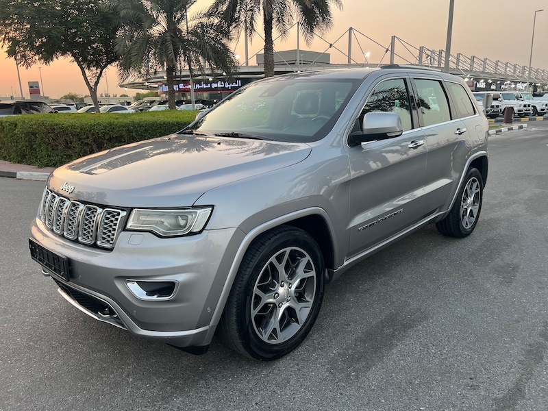 JEEP GRAND CHEROKEE OVERLAND FULL OPTION GCC SINGLE OWNER | dubizzle