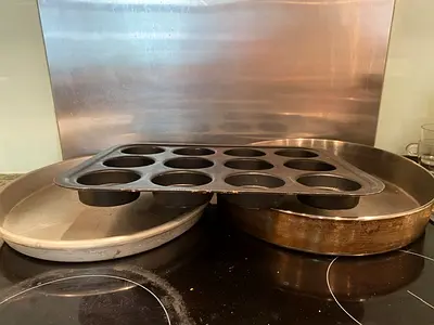 Cooking pans