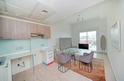 Fully Furnished | Vacant Studio| Good Location|