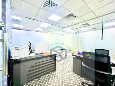 Office Space Available | Vacant | Dewa, Chiller And Wifi Free Ejari