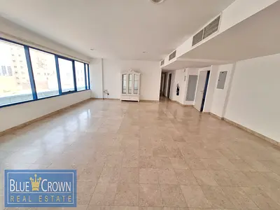 Close To Metro// 3bhk //best Location// Vacant