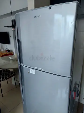 Hitachi refrigerator 440 liter copitey silver clouer