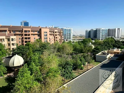 Amazing Biggest Studio Full Garden View
