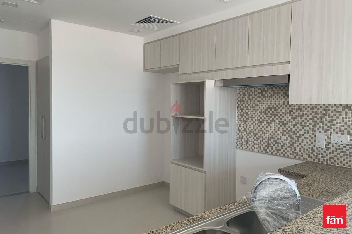 Townhouse: SINGLE ROW | OPPOSITE POOL PARK | TYPE B | Dubizzle Dubai