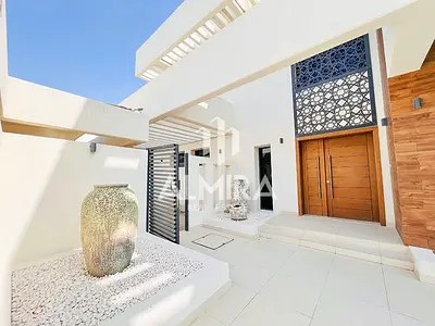 Single Row Corner | Luxury Finishing | Invest!