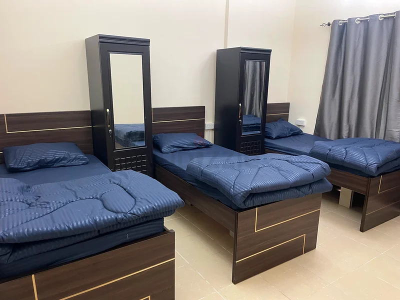 Apartment BRAND NEW EXECUTIVE BED SPACE FOR KERALITES NEAR ZULEKHA