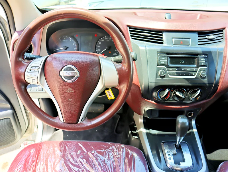 nissan navara 2019 automatic!63483902517634113