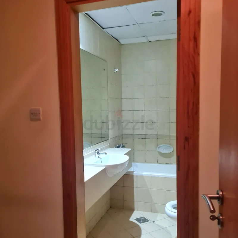 Apartment Bedspace for Filipino ladies only Dubai