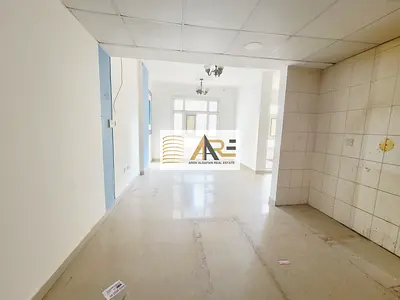 Hot Offer Studio Separate Kitchen Big Hal Family Building Close To Bus Stations In Mu