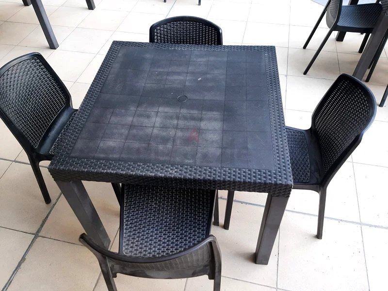 Outdoor Table and chairs