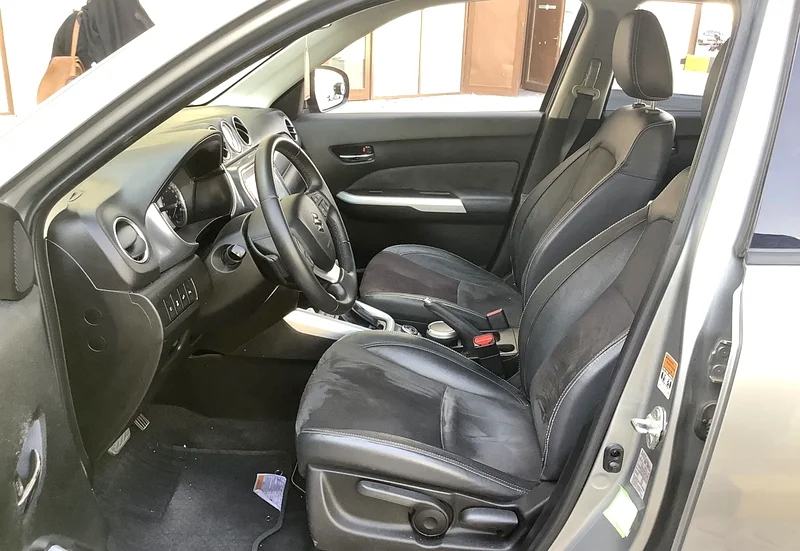 2018 Suzuki Vitara GCC FSH ONLY 72000 km 3500063175260596353113