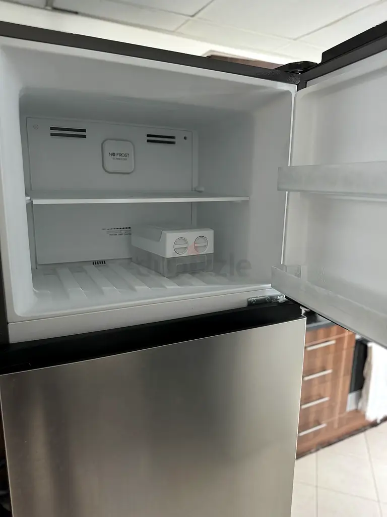 Hisense 599L Top Freezer Refrigerator