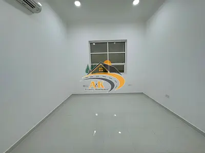 Luxury Studio With Good Size Space Close To Bus Stop