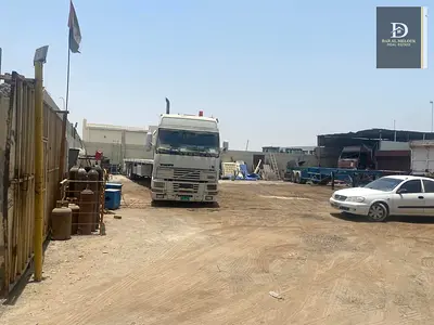 For Sale In Sharjah Al Sajaa Industrial Area Plot Of Land Area 1000 Feet A Courtyard With An Off