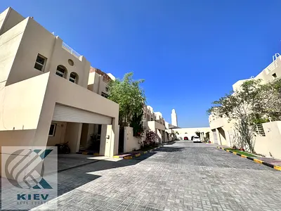 2000/monthly |exclusive-luxurious Spacious Studio|modern-kitchen|modern Bathroom