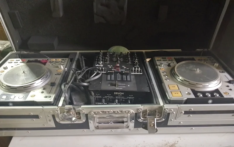未使用品！Omnitronic TRM-422 4chロータリーミキサー