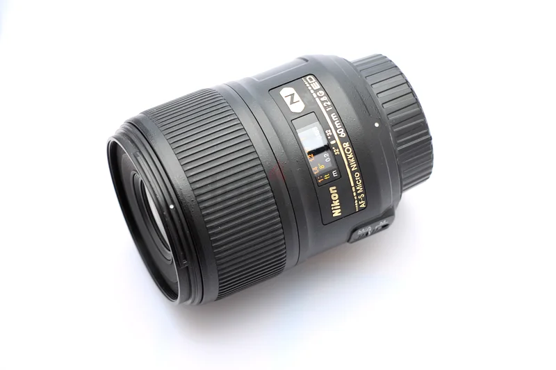 NIKON 60 مم F/2.8G ED AF-S مايكرو *واتساب فقط*63172680156163112