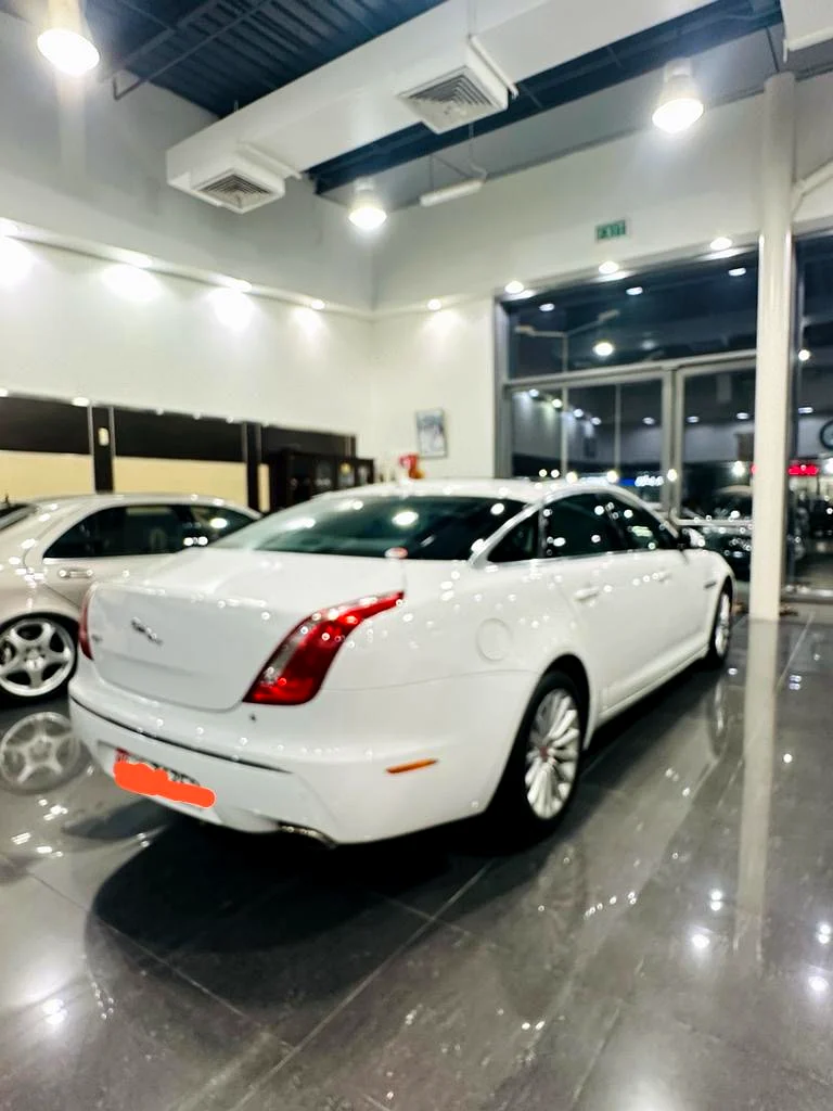 Jaguar XJI 201462931647764867111