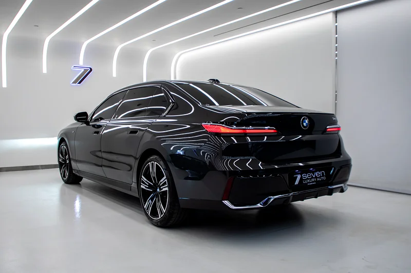 2023 | بي إم دبليو 740i | رياضي | مجلس التعاون الخليجي | ضمان وعقد صيانة | حالة ممتازة |63160158415875113