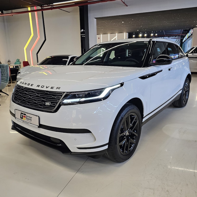 2025 Range Rover Velar P250 DYNAMIC SE((5 YEARS WARRANTY AND SERVICE