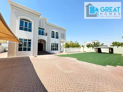 Specious 5 Master Bedroom Villa For Rent With Pool